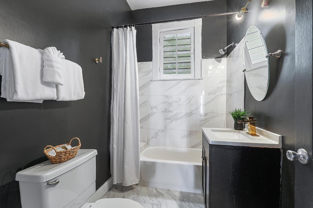 St Charles-Mardi Gras 6Bd Home Новый Орлеан Экстерьер фото