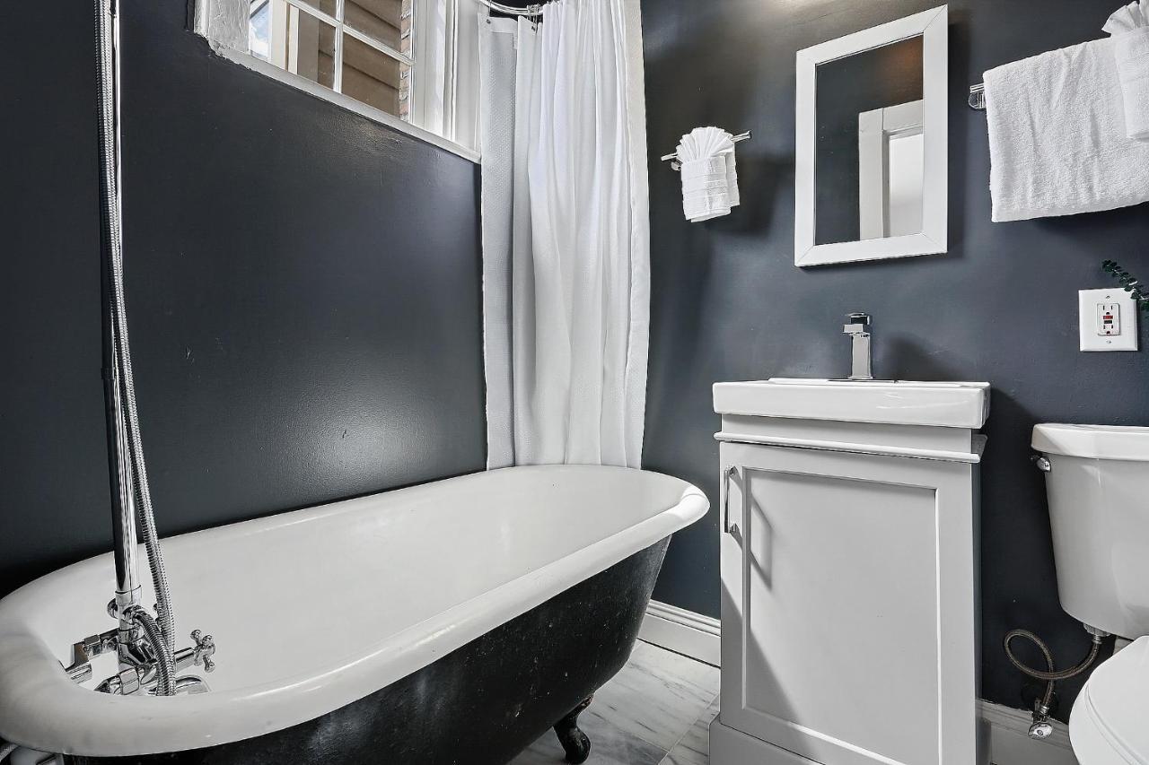 St Charles-Mardi Gras 6Bd Home Новый Орлеан Экстерьер фото